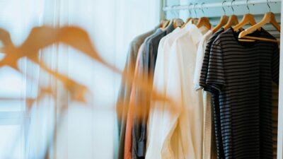 rekomendasi clean outfit. (Foto: unsplash.com)