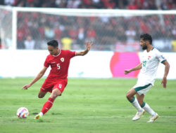 Cetak Gol Spektakuler ke Gawang Arema FC, Rizky Ridho Masuk Nominasi FIFA Puskas Award 2025