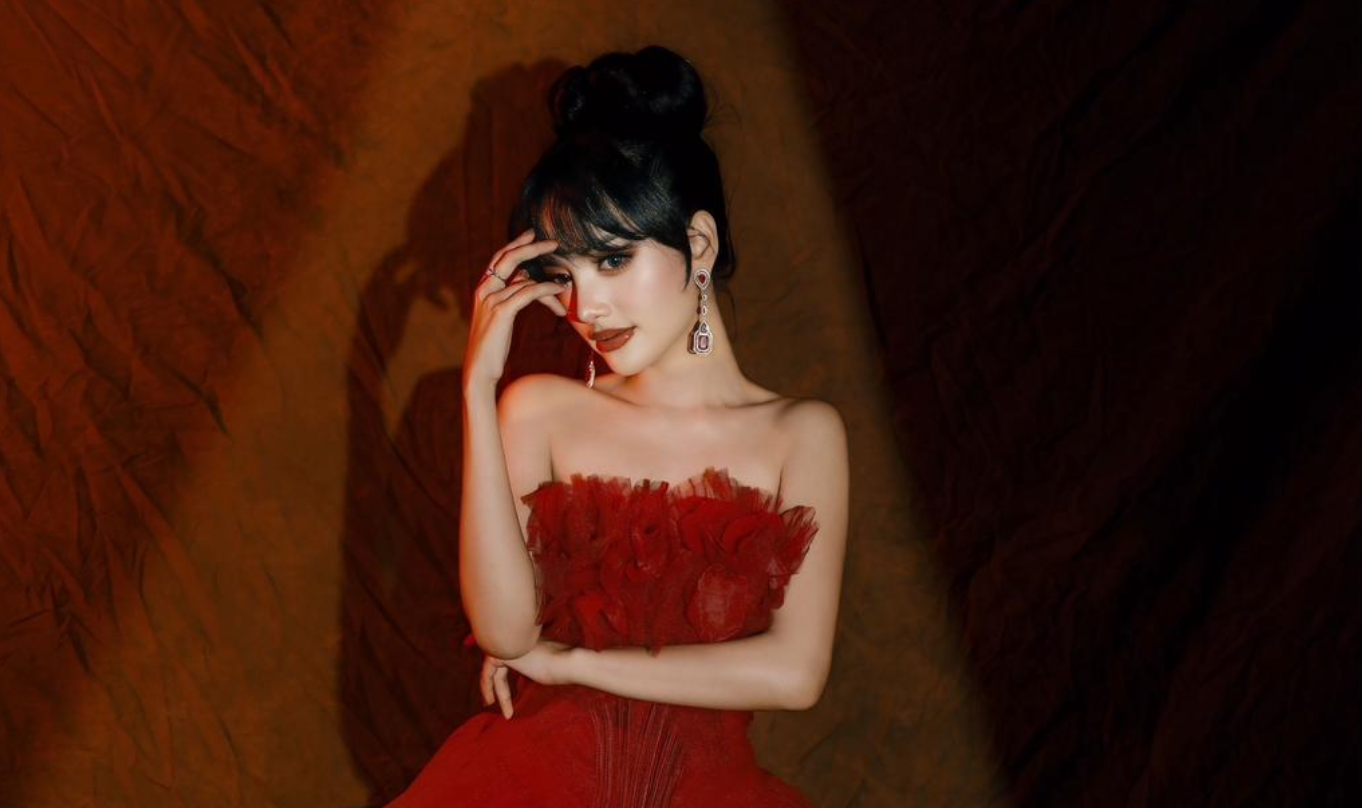 Penyanyi dangdut Nisa Farella rilis single terbaru berjudul "Legowo". (Foto: Istimewa)