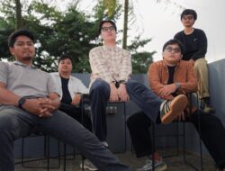 Herringtone Rilis Single “Stay”, Potret Kesetiaan di Tengah Hidup yang Belum Sempurna