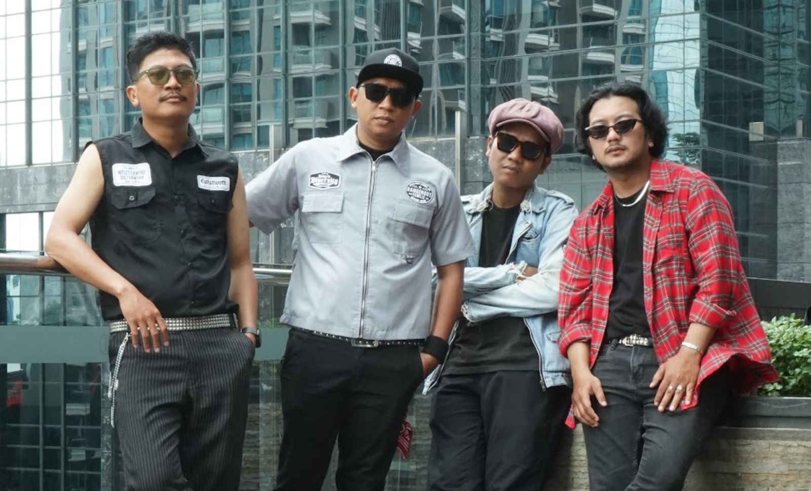 Man Sinner resmi merilis single terbaru berjudul "Bumi Menangis". (Foto: Istimewa)