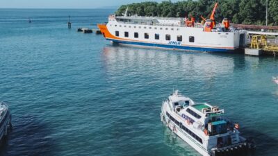 Liburan ke kawasan Gili di Lombok dengan menggunakan fast boat. (Foto: Istimewa)
