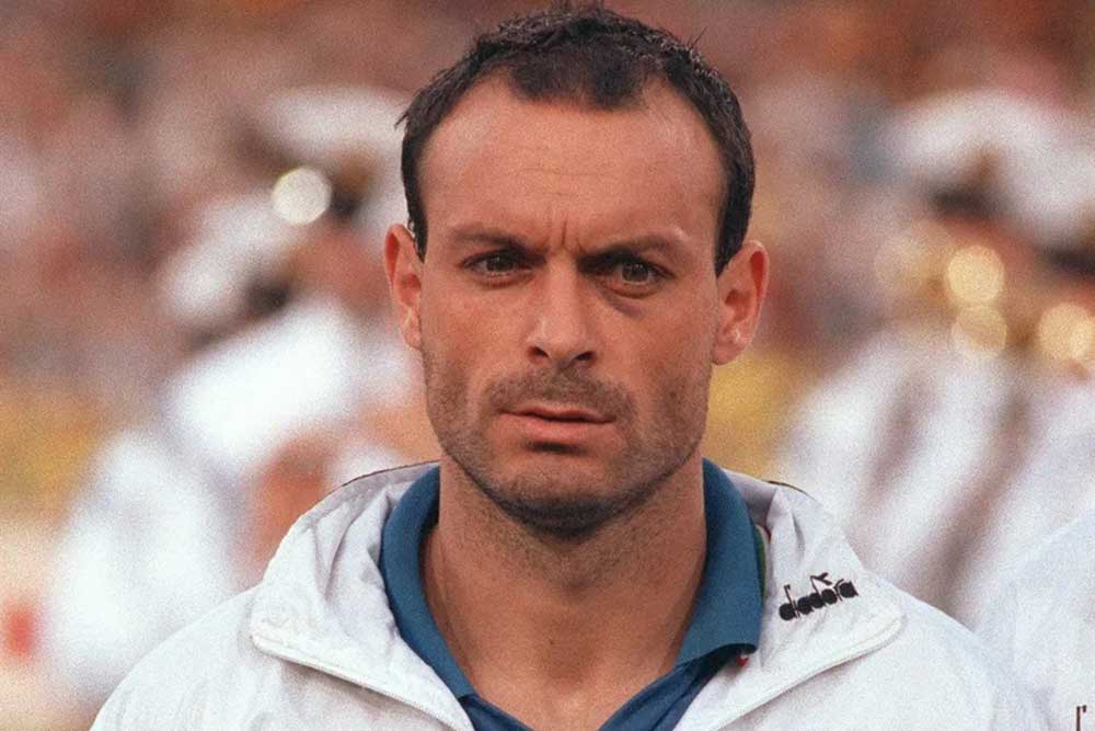 Kisah legenda Timnas Italia Salvatore "Toto" Schillaci. (Foto: Istimewa)