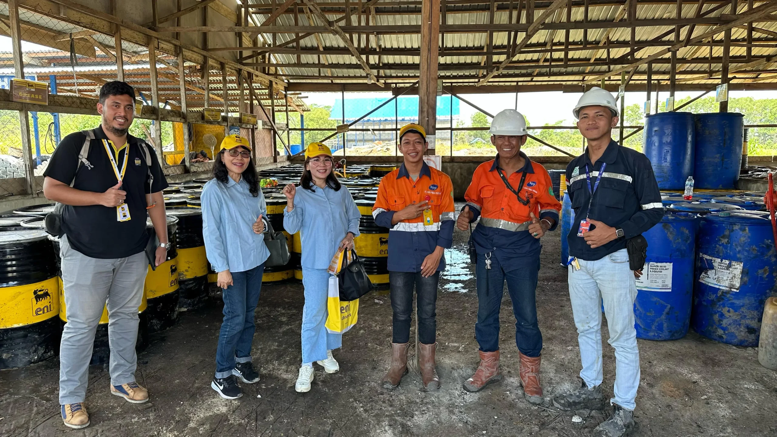 Layanan pengadaan mudah lewat distributor marine oil Kendari. (Foto: Istimewa)